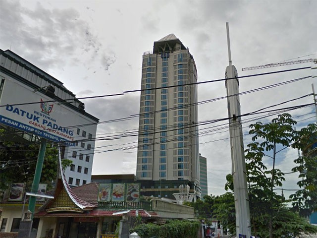 Menara 165