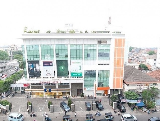 Gudang Listrik Building