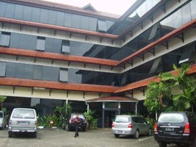 Gedung Raudha