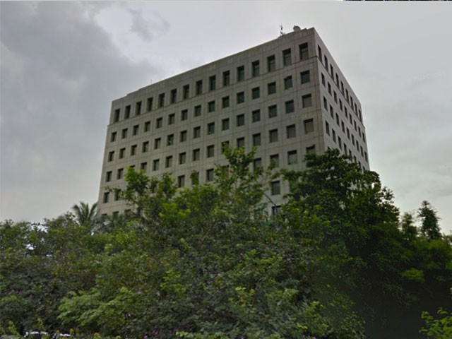 Aminta Plaza