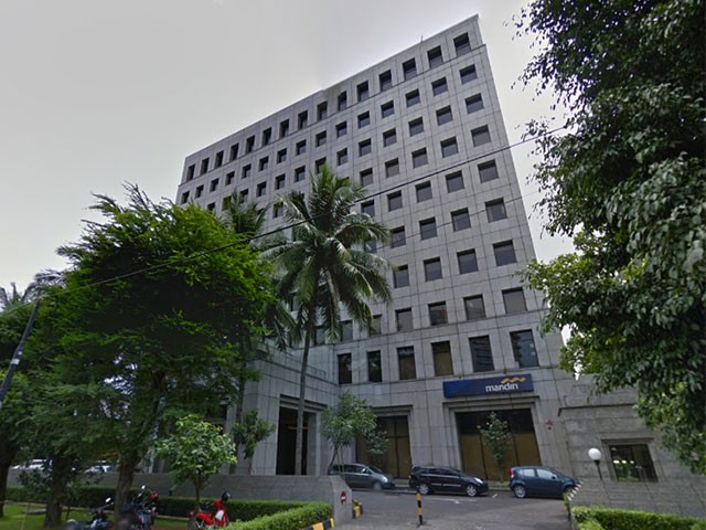 Aminta Plaza